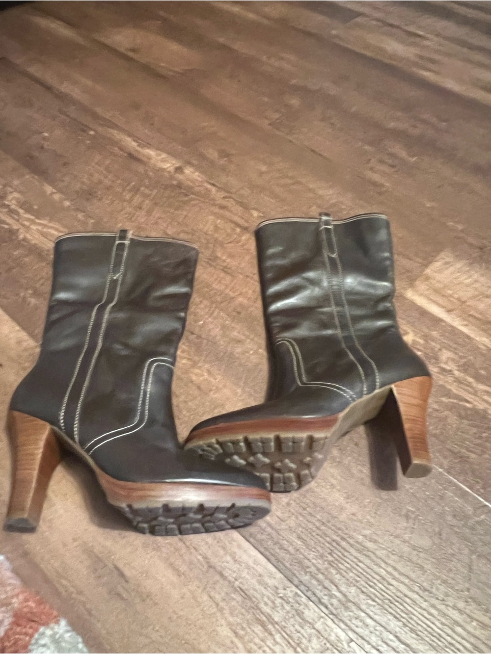 American Eagle Women's Brown Mid-Calf Leather Heeled Boots